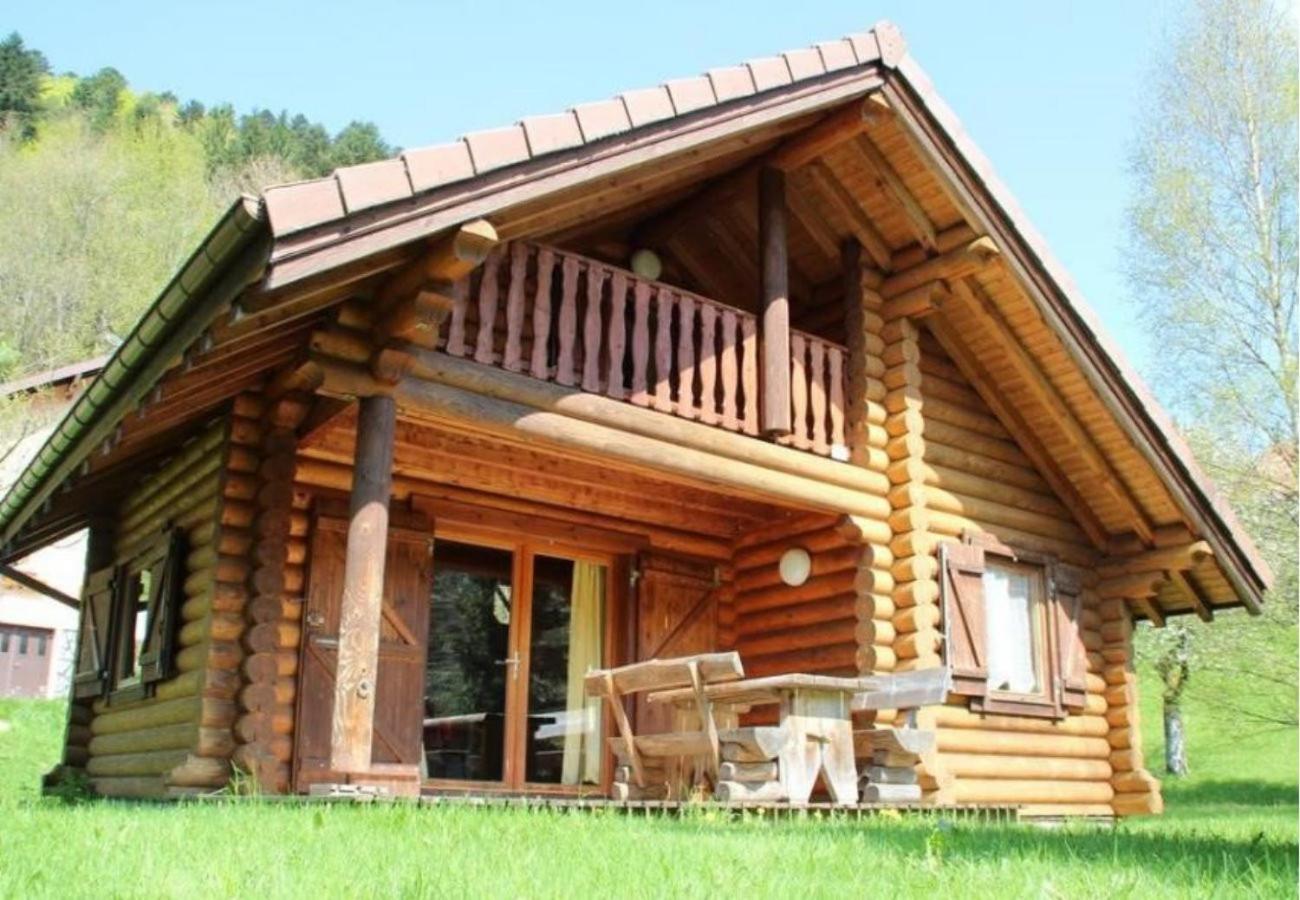 L'Ours Noir Chalet En Rondins La Bresse Exterior foto